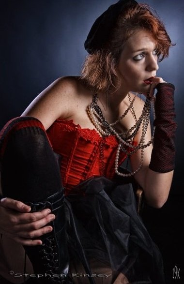 Female model photo shoot of Lisa Marie Kull
