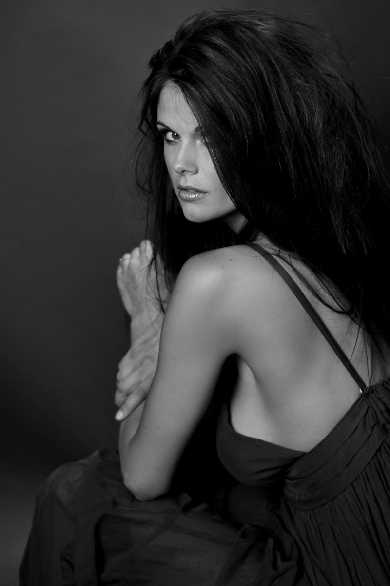 Female model photo shoot of Jamie LTaylor
