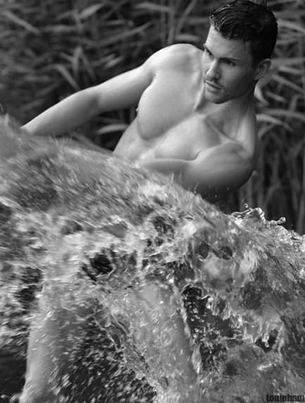 Male model photo shoot of Daniel Gerlach com