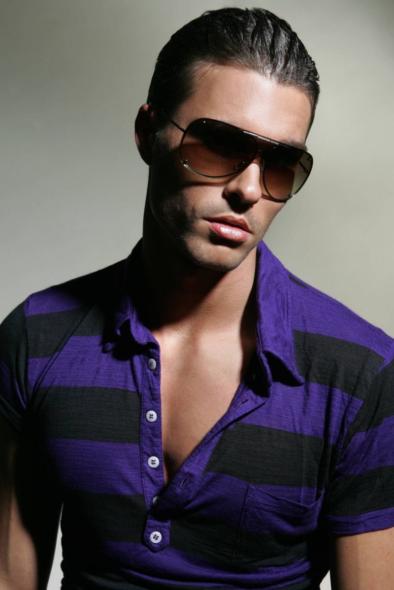 Male model photo shoot of Daniel Gerlach com