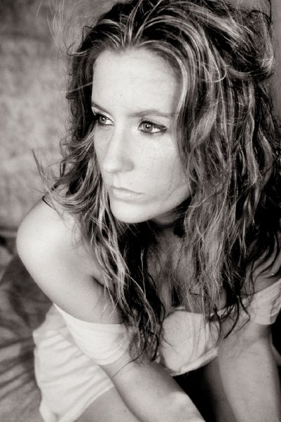 Female model photo shoot of Amanda Konigin in Montreal