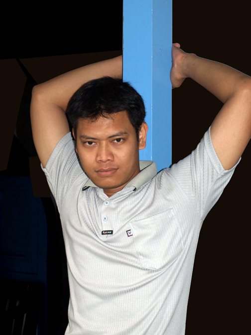 Male model photo shoot of Remondo in Yogyakarta