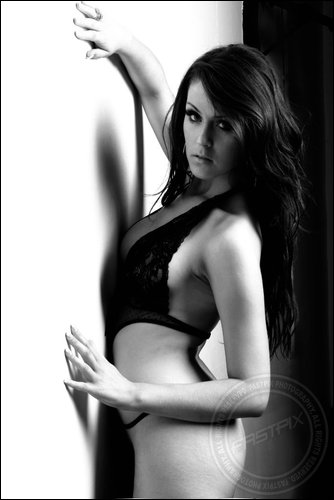 Female model photo shoot of Rachel Sorohan