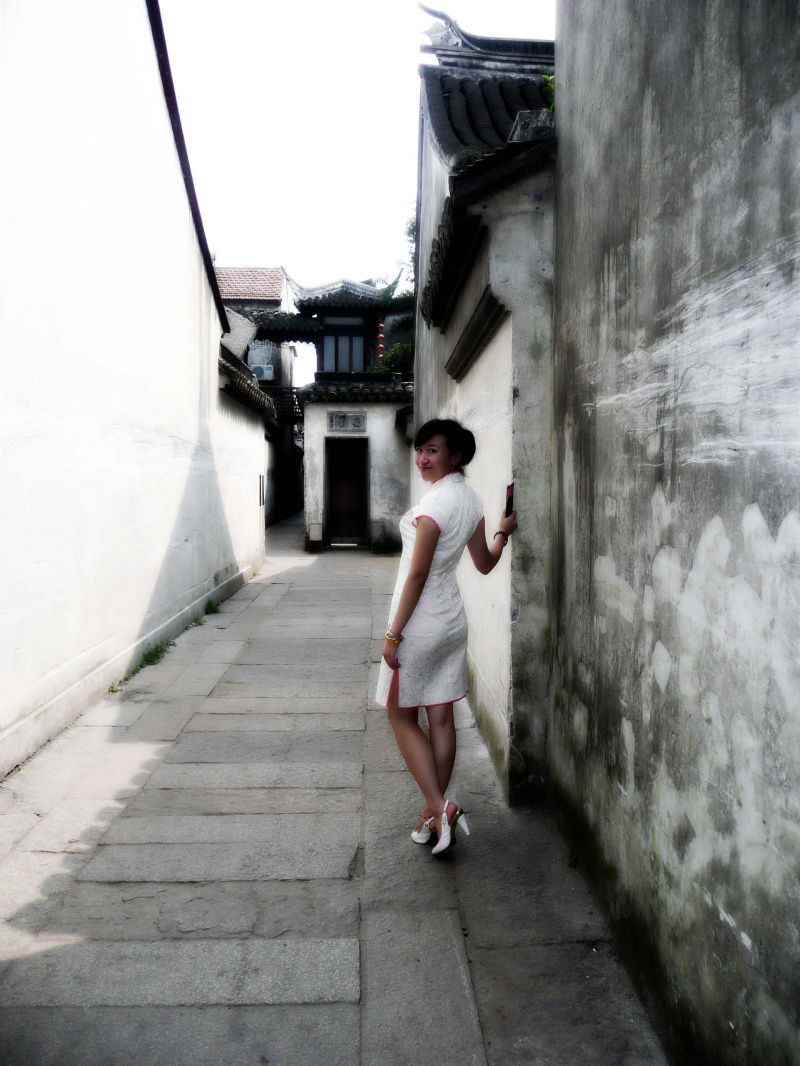 Female model photo shoot of shaka1cn in xitang China