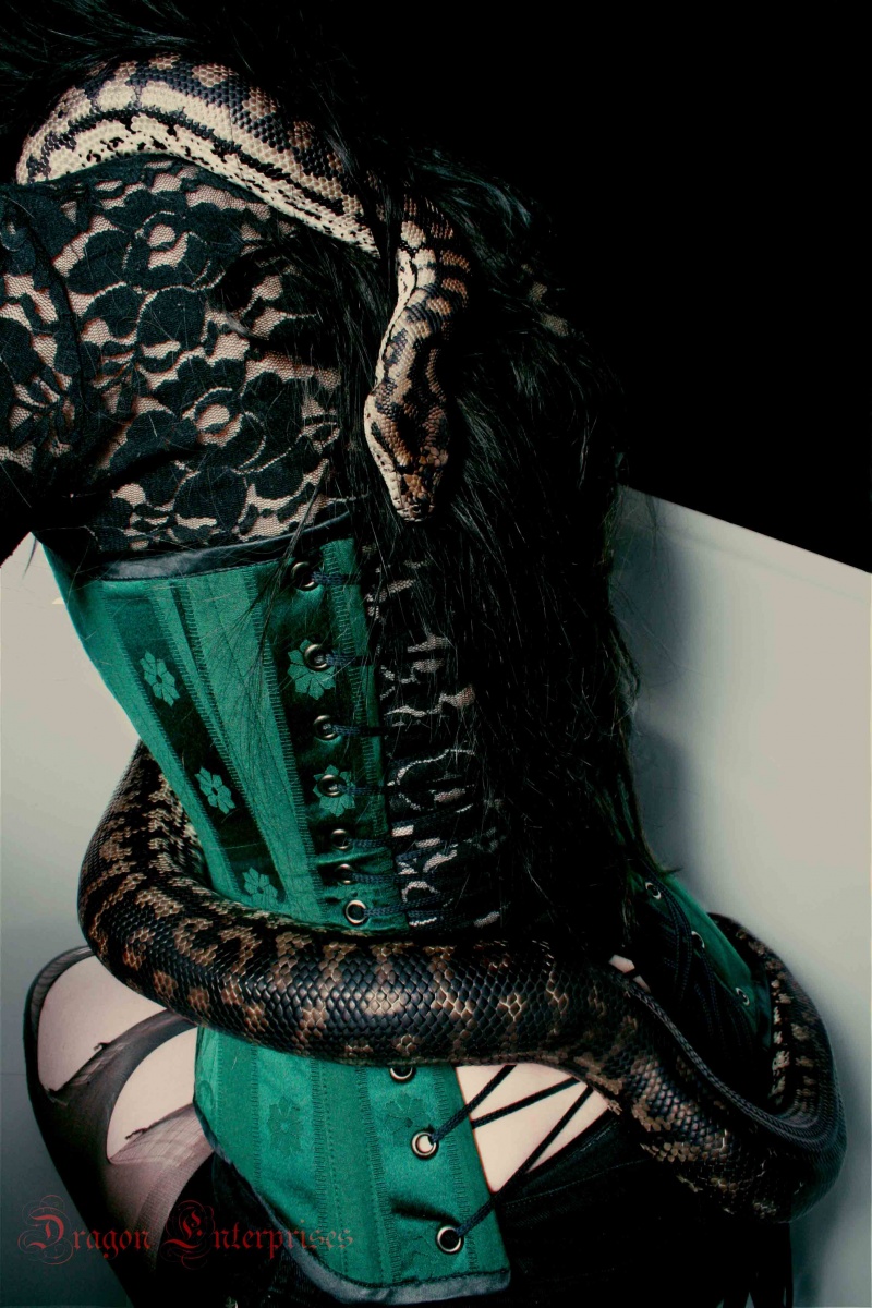Female model photo shoot of Dragon Enterprises and DarkTrinity