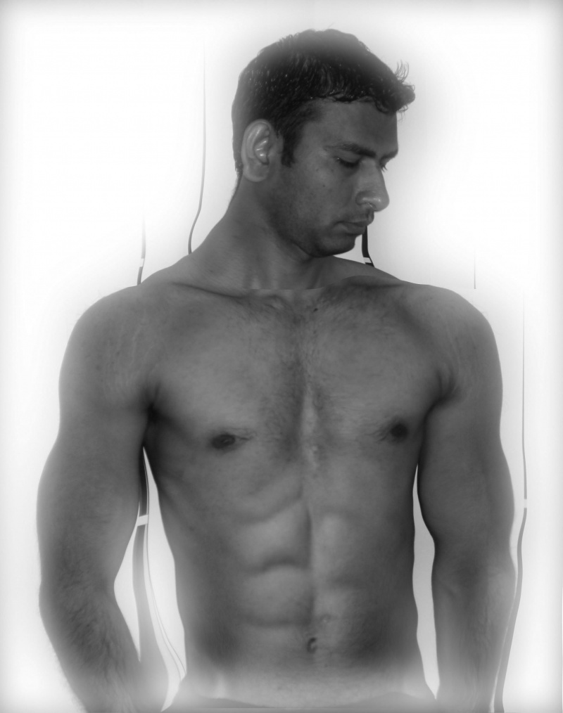 Male model photo shoot of Shanalam