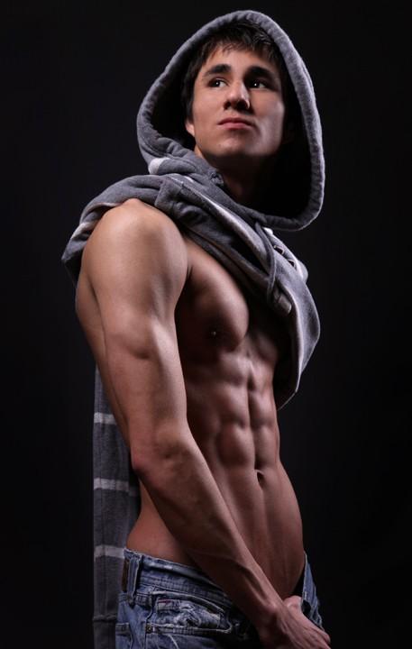 Male model photo shoot of tommythemodel
