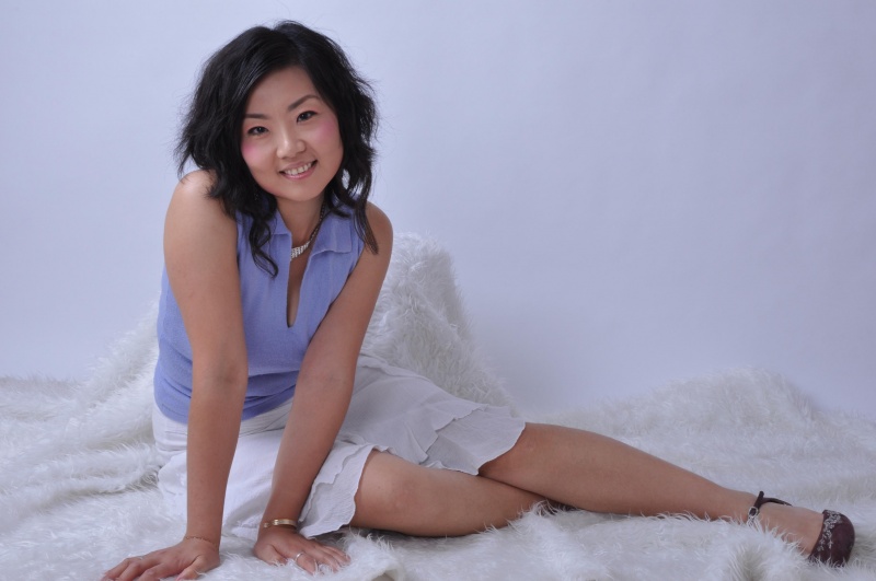 Female model photo shoot of Alice Li