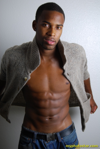 Male model photo shoot of Shawn Timmons