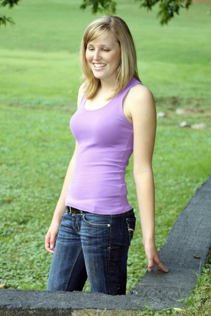 Female model photo shoot of Kylee Tippett in chestnut park