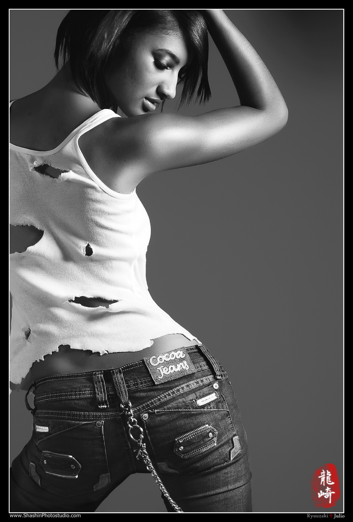 Female model photo shoot of Jasmine Suzette
