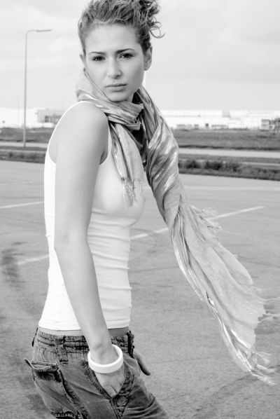 Female model photo shoot of Elianne in Maasvlakte