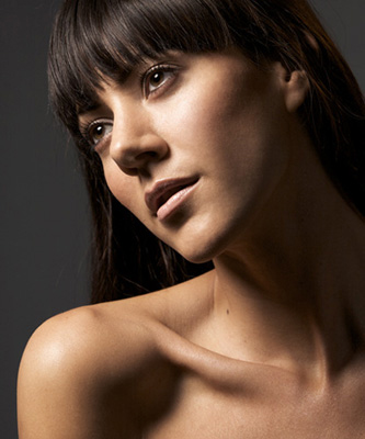 Female model photo shoot of Nikki Lawson