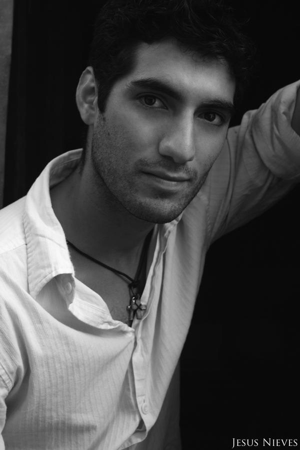 Male model photo shoot of Luis Alberto Flores