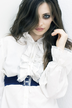 Female model photo shoot of Salina Peivone
