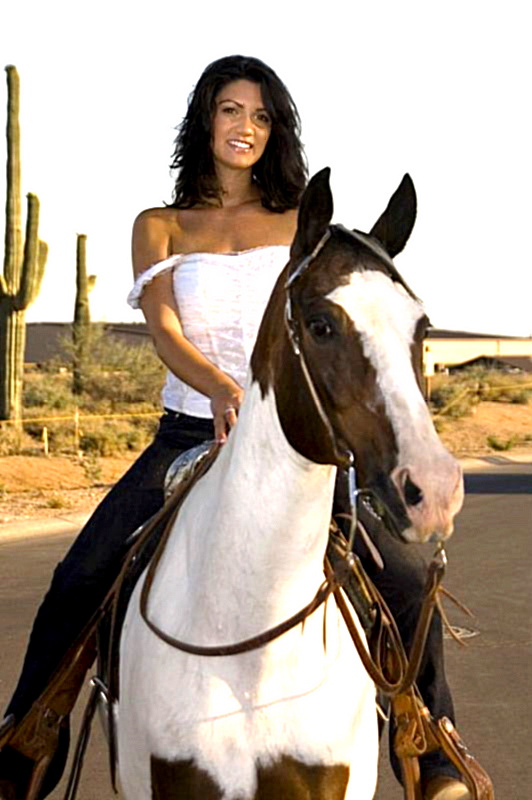 Female model photo shoot of ___Bella___ in Daylight Ranch: Scottsdale, AZ