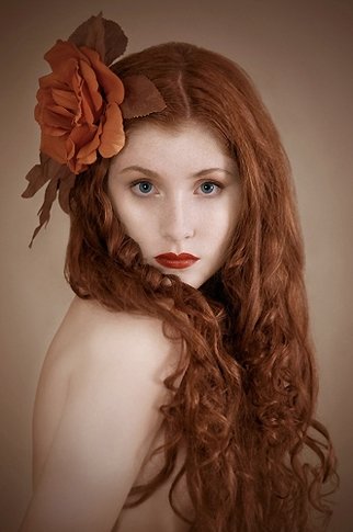 Female model photo shoot of Rapunzelina
