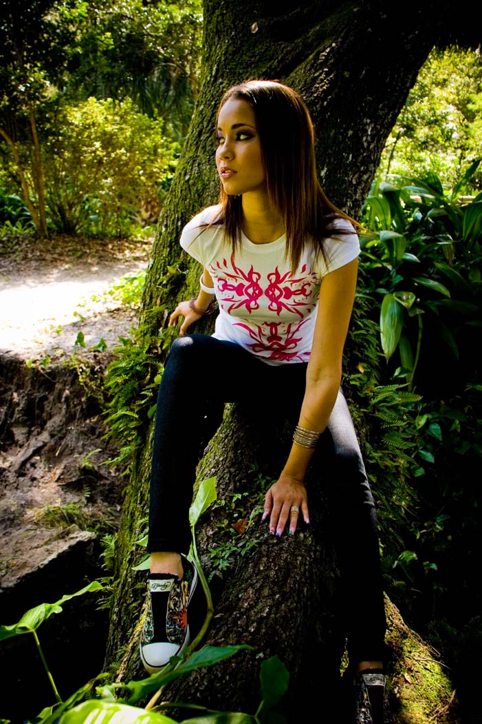 Female model photo shoot of Mzyaya86 in Orlando, Fl