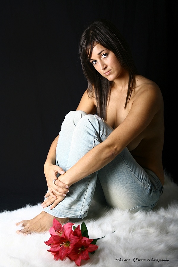 Female model photo shoot of Claudiaml by Sebastien Gleason in Granby