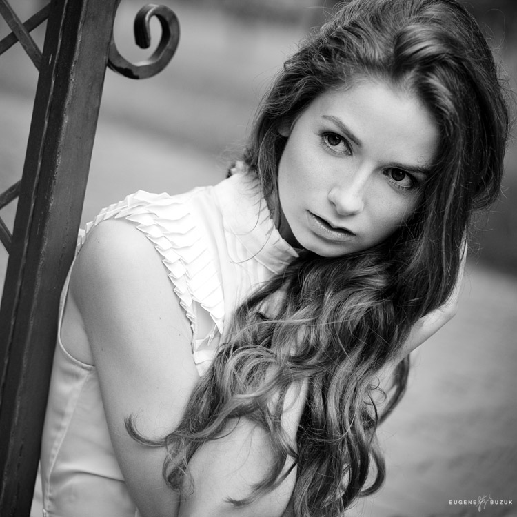 Female model photo shoot of Anna Kabanova