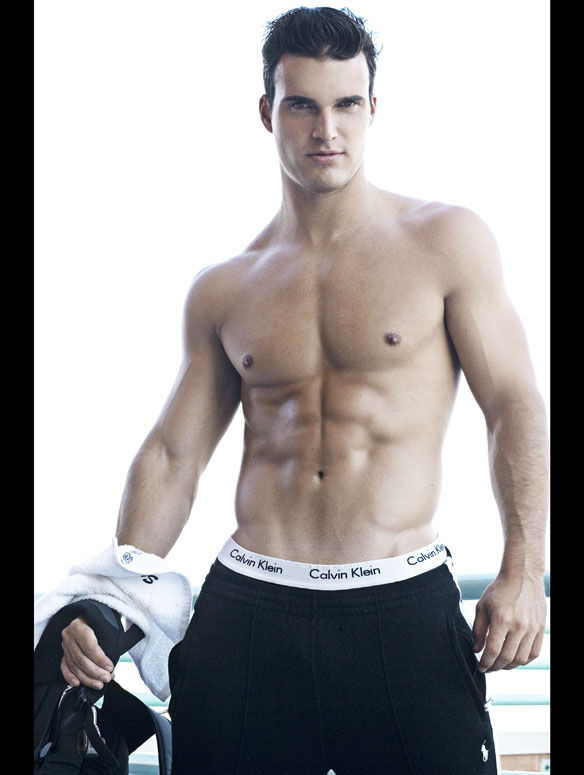Male model photo shoot of Brian Bloom