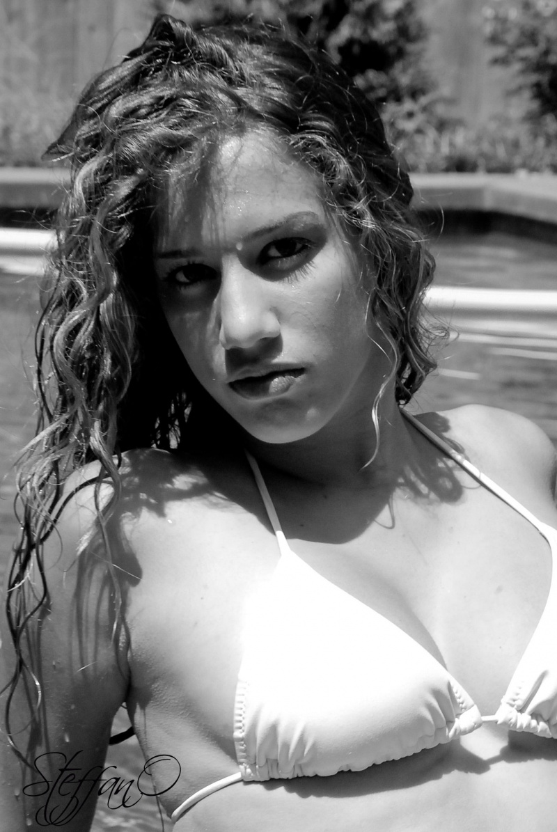 Female model photo shoot of Jessica_Alexandra by Steffano Donini  A