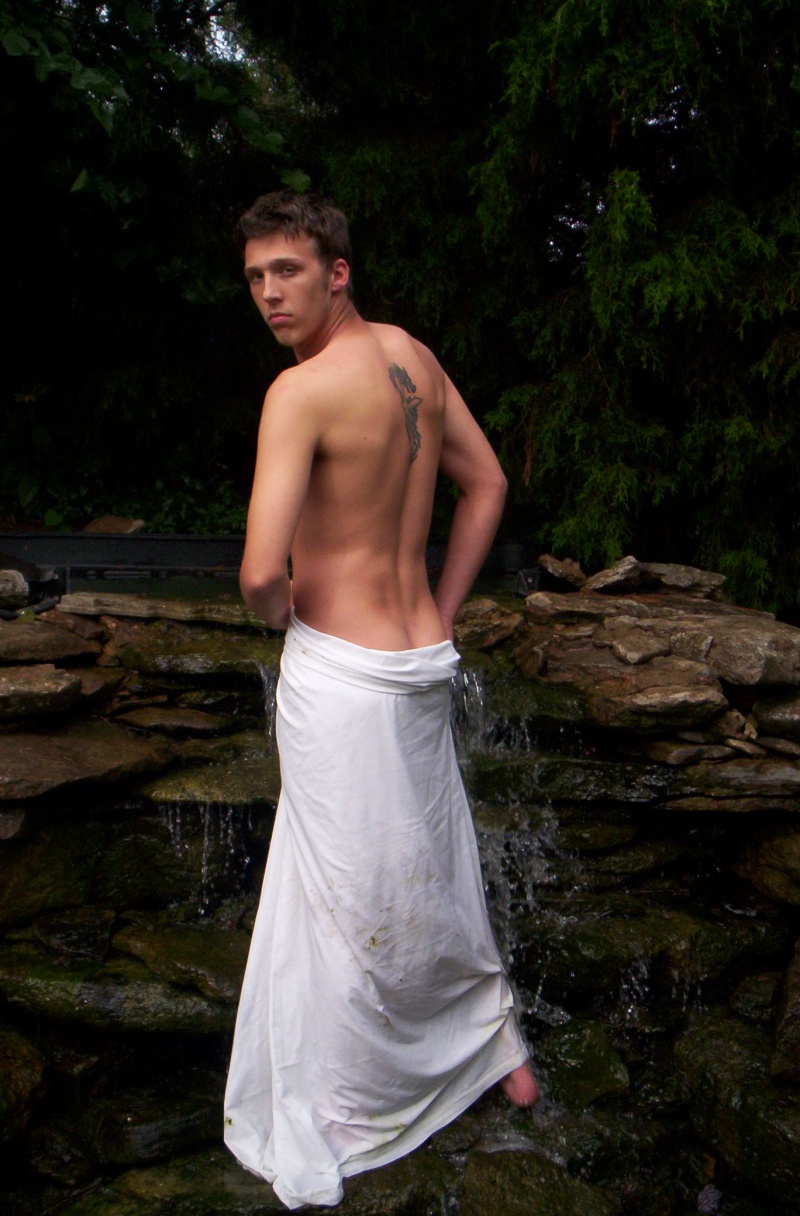 Male model photo shoot of Andrew Inman