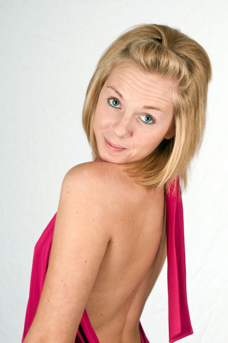 Female model photo shoot of Cristin Owens