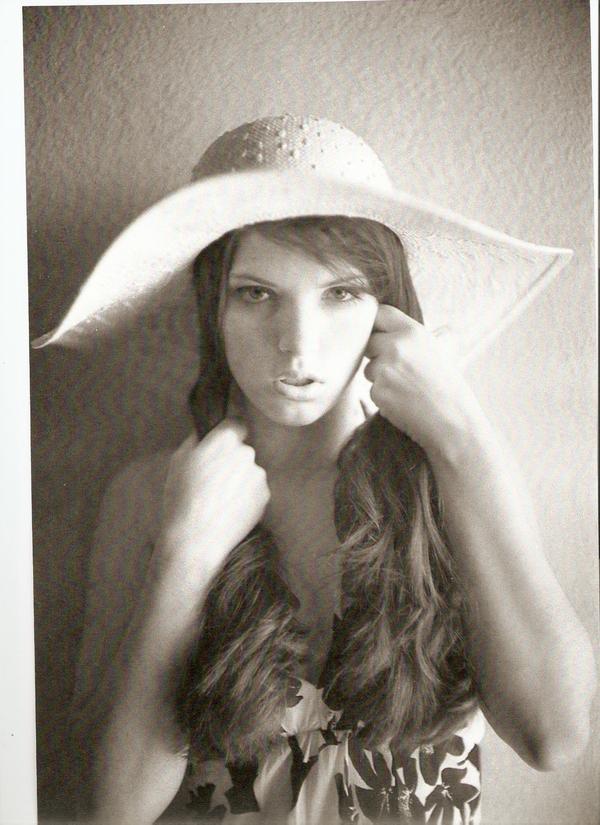 Female model photo shoot of Kayla Huston