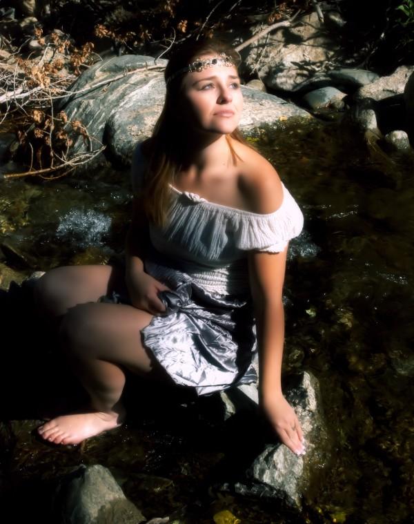 Female model photo shoot of Sapphire Beauty by Monday Morning in Farmington Canyon