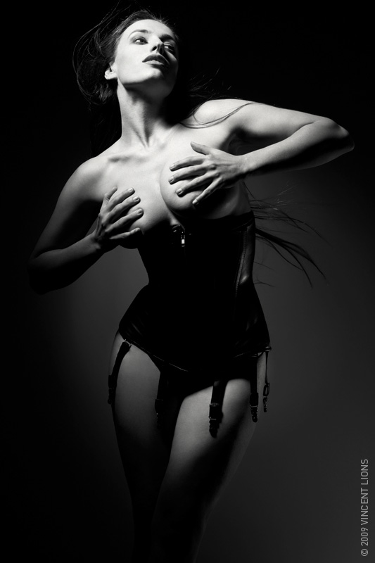 Female model photo shoot of -Titania- by V Lions