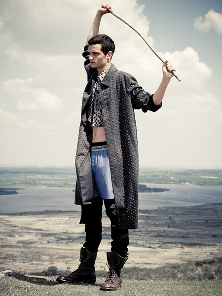 Male model photo shoot of Arnaud Baraer