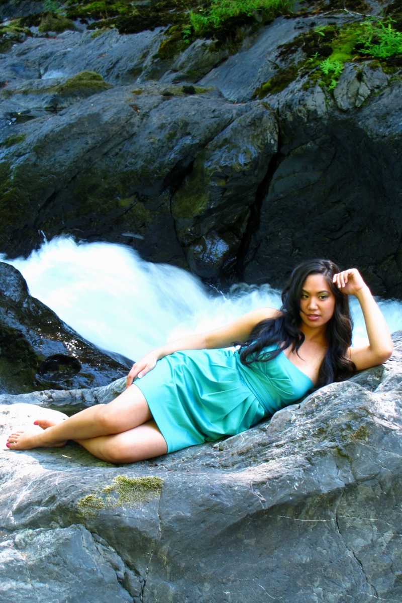 Female model photo shoot of Janeypuma