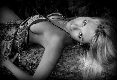 Female model photo shoot of Dallas69