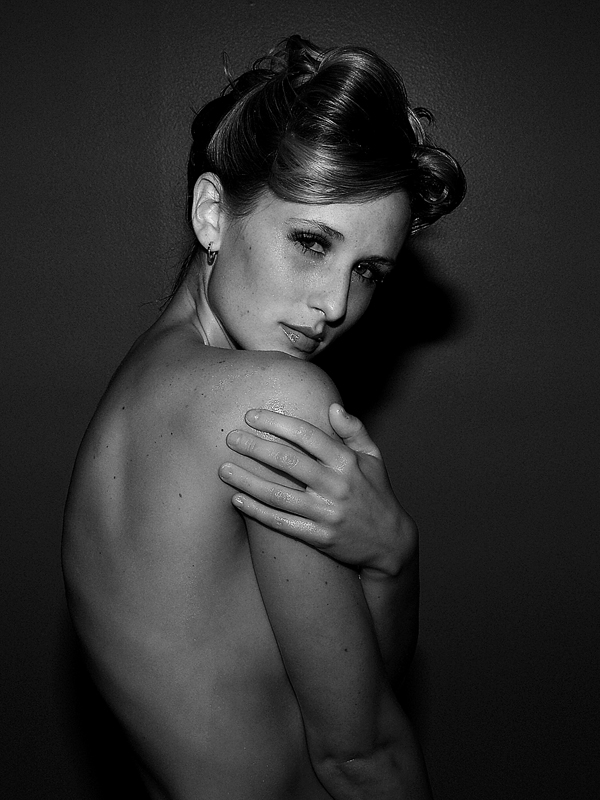 Female model photo shoot of Lauren Shute by HC Studio
