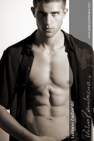 Male model photo shoot of Lucianozacharski