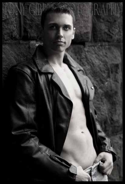 Male model photo shoot of Eli Remener