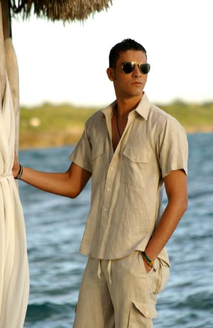 Male model photo shoot of JONATHAN DAVID GUERRERO in Dominican Republic