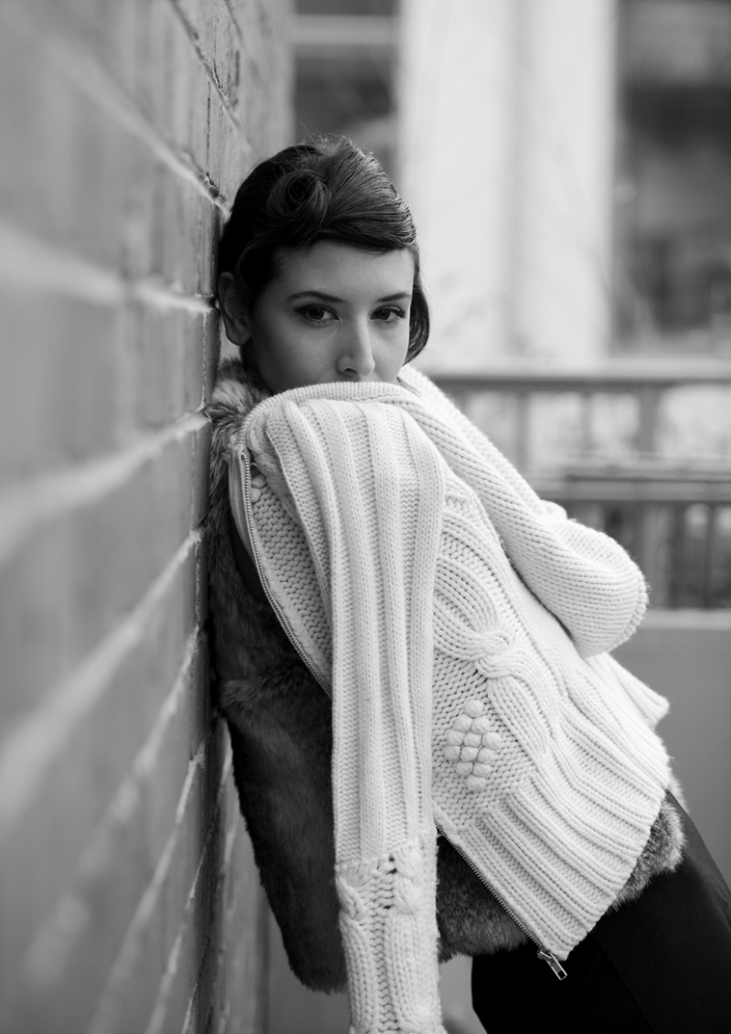Female model photo shoot of Lauren J Morfea