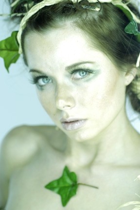 Female model photo shoot of JamieCampbell