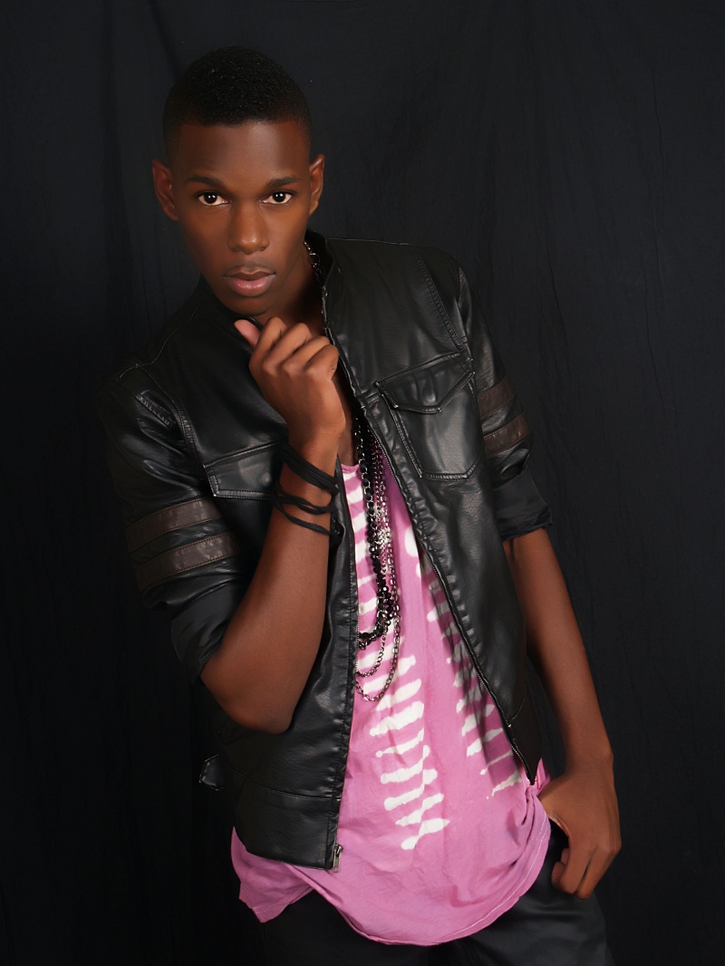 Male model photo shoot of coverboi