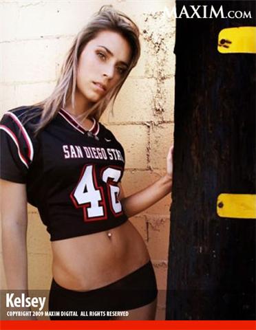Female model photo shoot of Kelsey Cordero by Pearl Preis