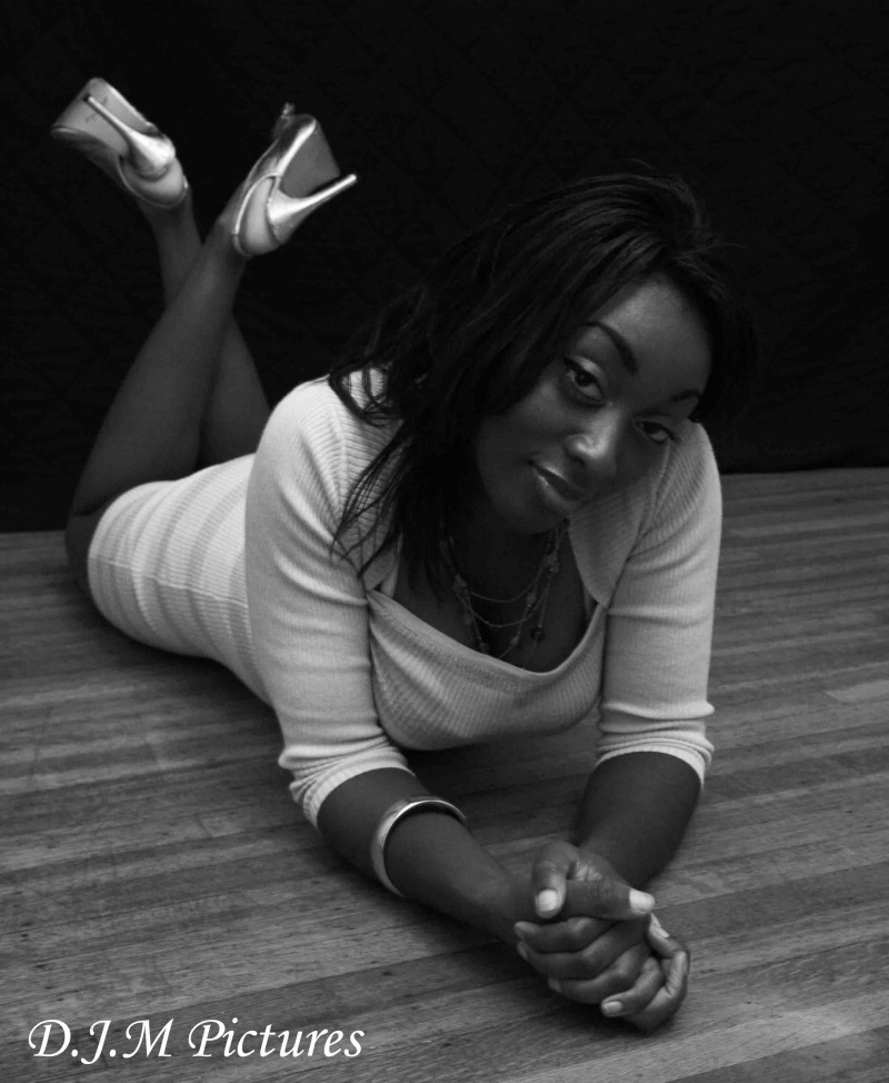Female model photo shoot of Blackbeauty89