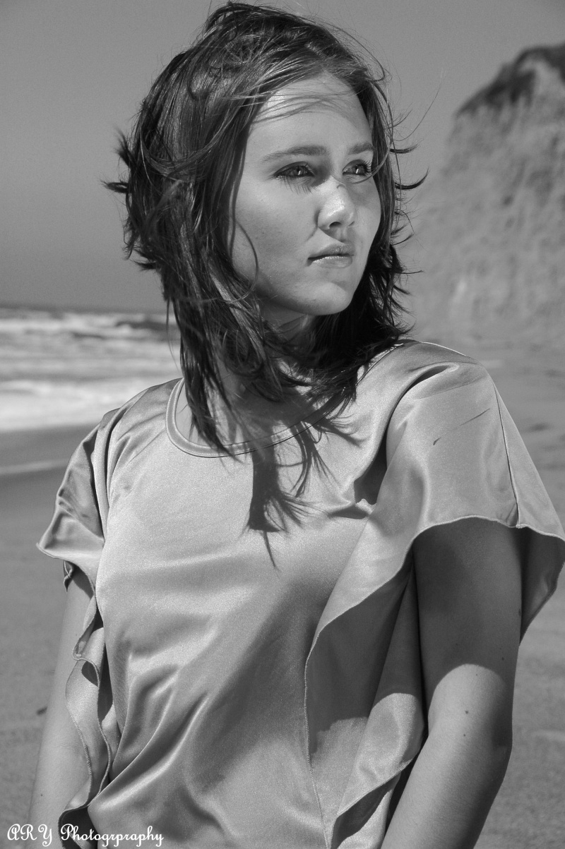 Female model photo shoot of Mitzu Robinson by mangalam photography in Santa Cruz County Beach