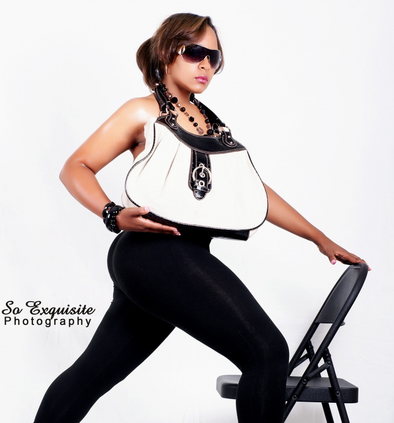 Female model photo shoot of D BARBIE by Taye King Photography