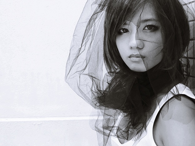 Female model photo shoot of Hazelong_