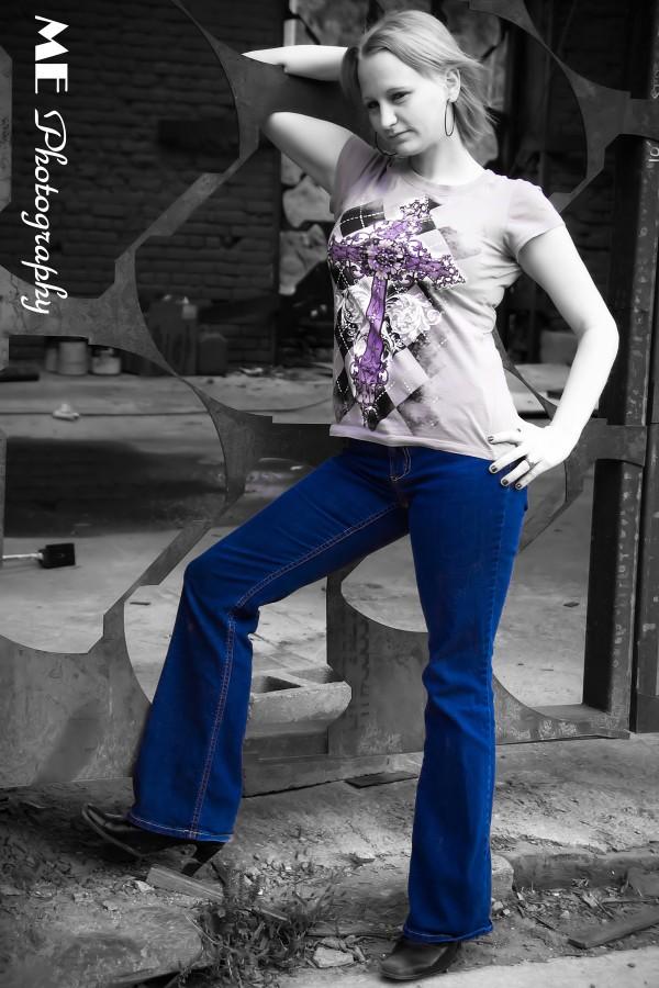 Female model photo shoot of Im Complicated by ME Photography in Lynchburg Va