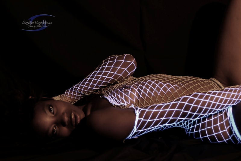 Female model photo shoot of DANAALYC by IsaacMitchellEvolution