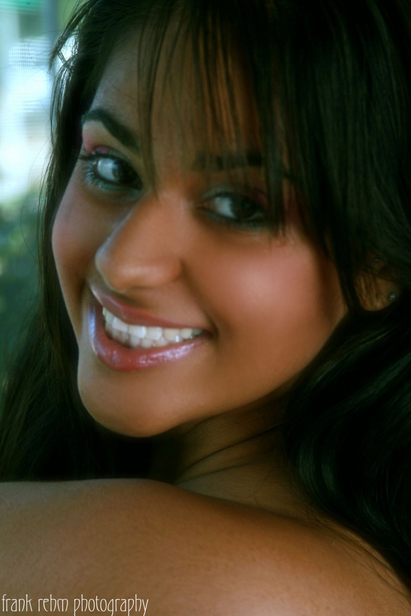 Female model photo shoot of Parmeet