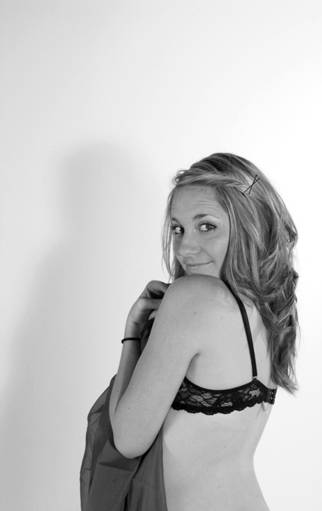 Female model photo shoot of Vanessa Lynn Stanley in flagstaff, AZ